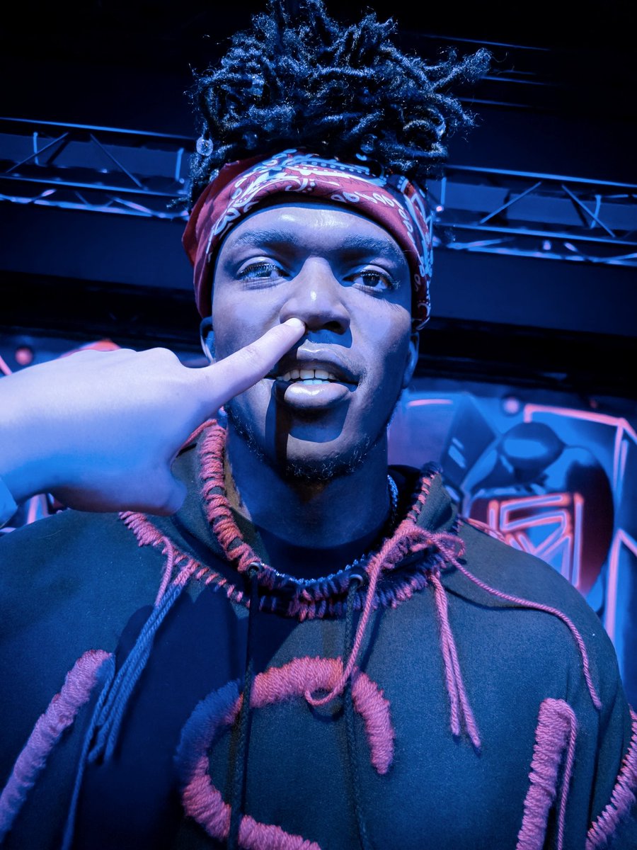 doll bun🏳️‍⚧️ tweet media