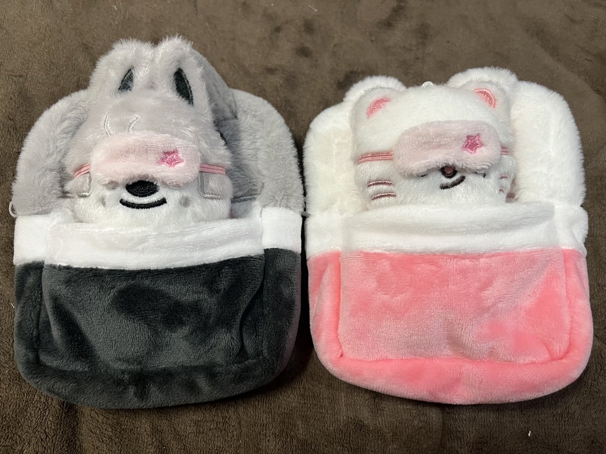 もちぷ tweet media