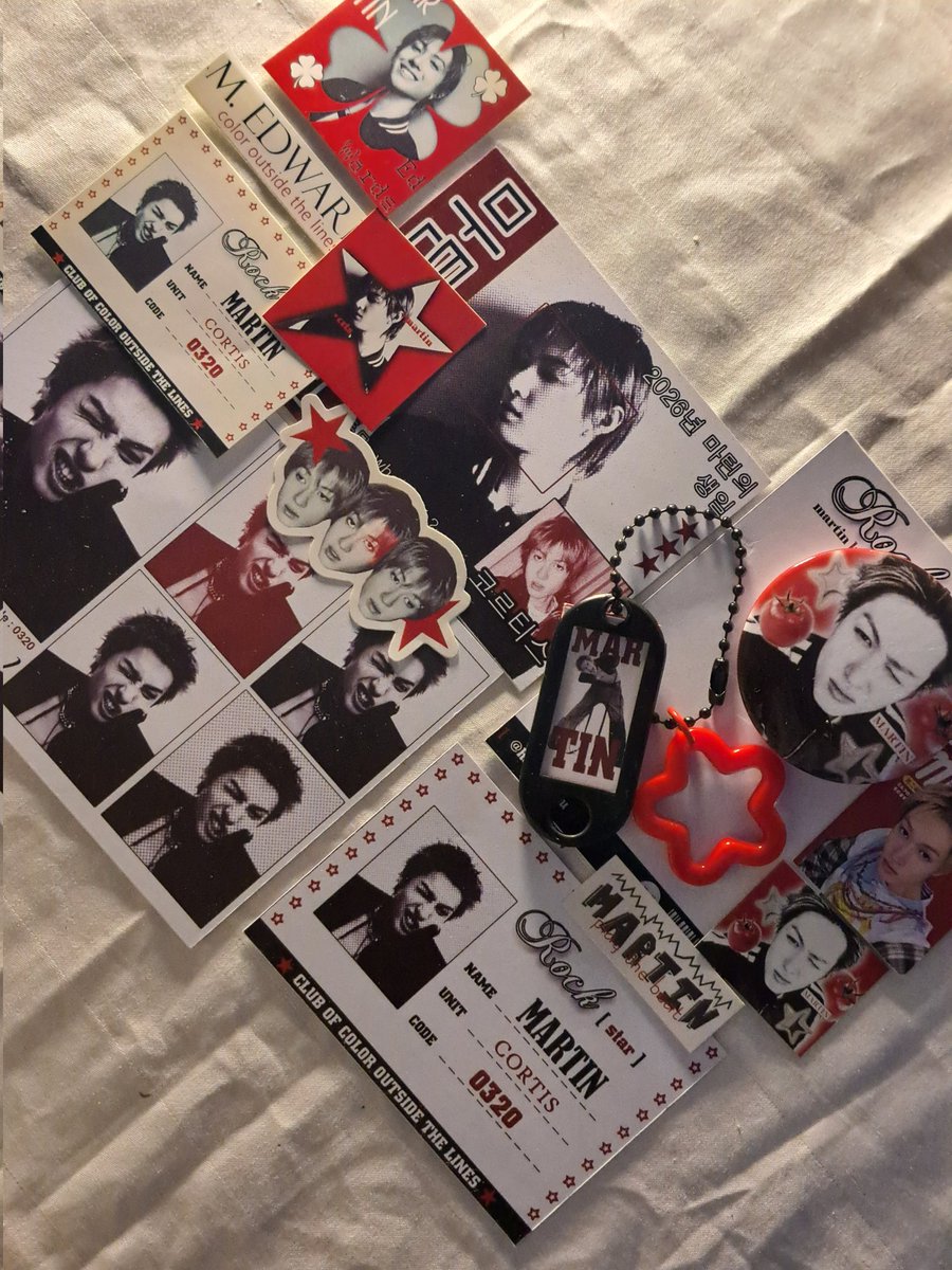 jimondek's tweet photo. — MARTIN MANIAAAAAAA, gelo keren banget ini si martin!!!! THANKS TO @haoleubleu UDAH BIKIN FREEBIES MANIA INI, asli suka bangetttttt https://t.co/YzW4ty4gP9