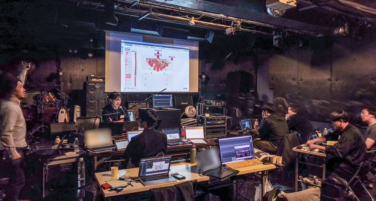 Live_Immersive's tweet photo. 続々と受講者全員がd&b Create.Controlのデータを作成し、自前のDAWでマルチトラックを再生。ライブイマーシブの実感、そして達成感が一層増していく瞬間です。
#春の大セミナー祭り #Day4 #ライブイマーシブ #dbSoundscape #Flux #SPATRevolution https://t.co/ohKH3H27Zf