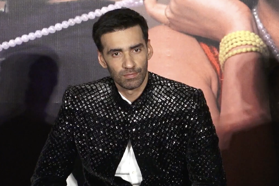 BollywoodH's tweet image. #AvinashTiwary Advocates for #Family #Entertainers Ahead of #GinnyWedsSunny2

tinyurl.com/2scswrms