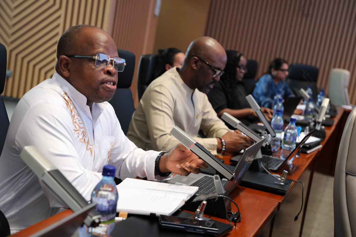 WHOEthiopia's tweet photo. .@AfricaCDC  and @WHOAFRO, in collaboration with member states and partners, are convening a high‑level continental meeting to evaluate the work done on #mpox and #cholera Continental Incident Management Support Team #IMST and to define the next step and way of working. 1/2 https://t.co/V1e90fQRjq