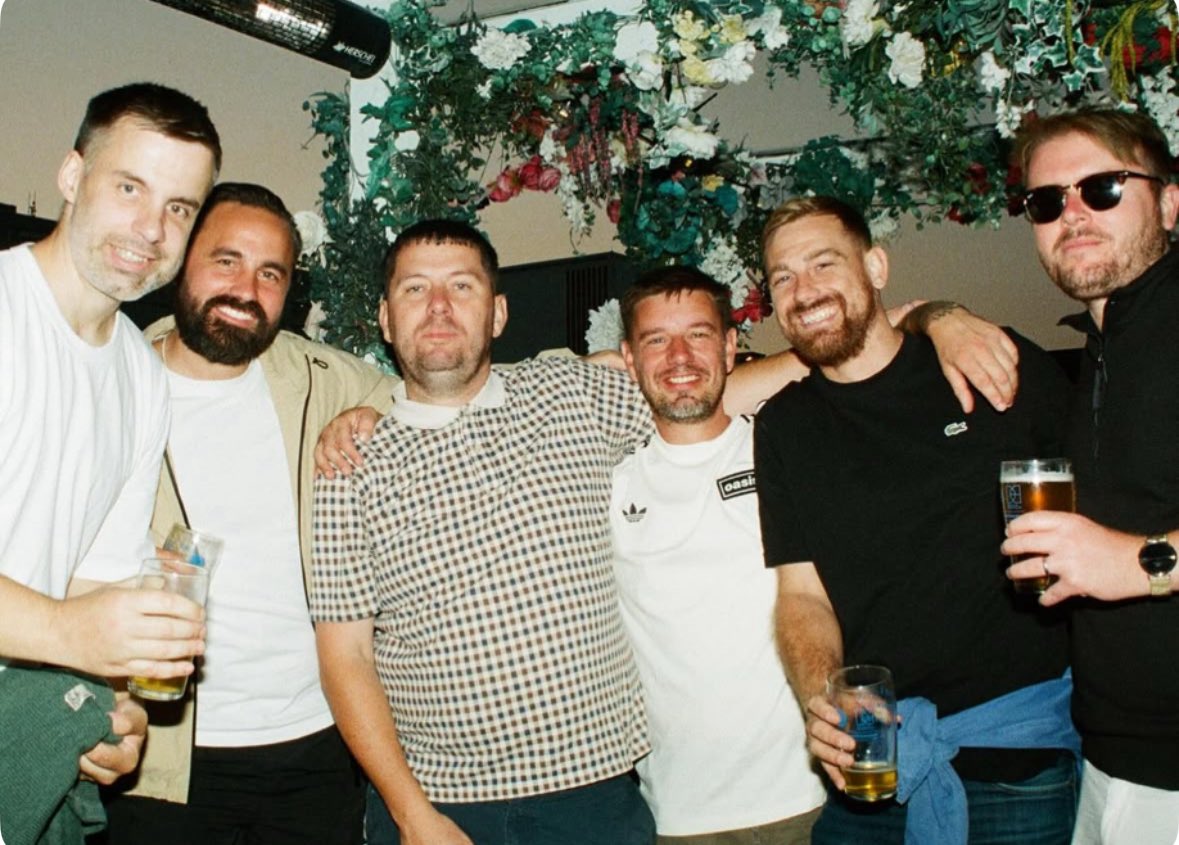 BLUE COLLAR 🌮🍔🍹 tweet media