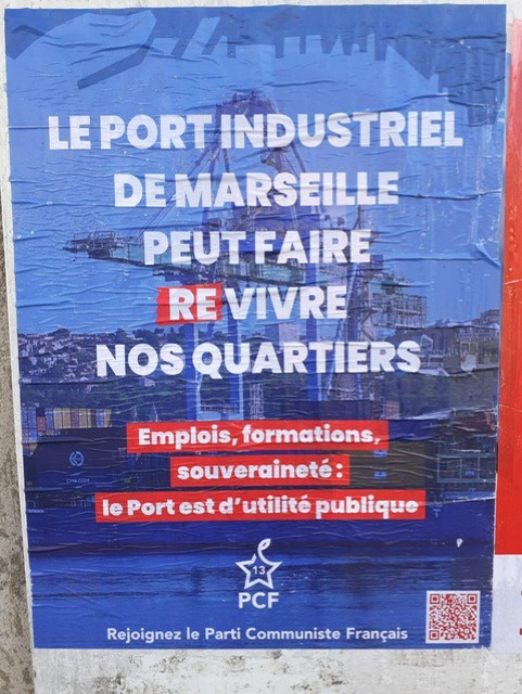 affichage ce matin de par nos camarades Raymond et Joël de la section <a href="/PCFMarseille15/">PCF Marseille 15</a> dans notre arrondissement. #PCF #PCF13