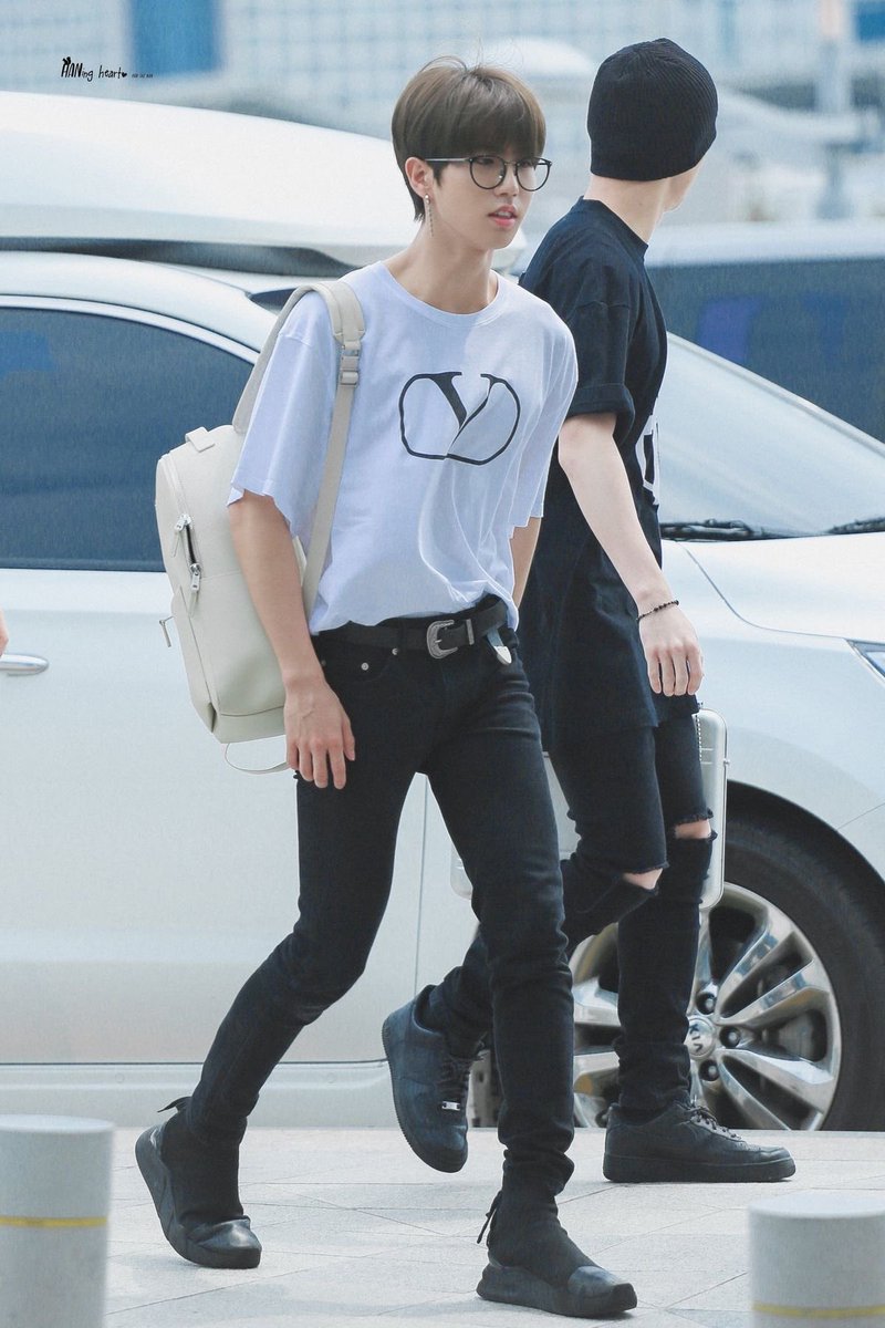 현테이 tweet media