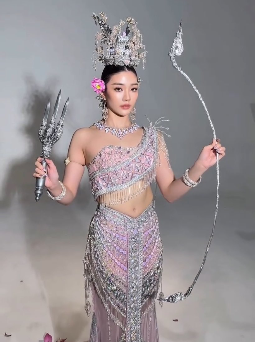 ginnynator tweet media