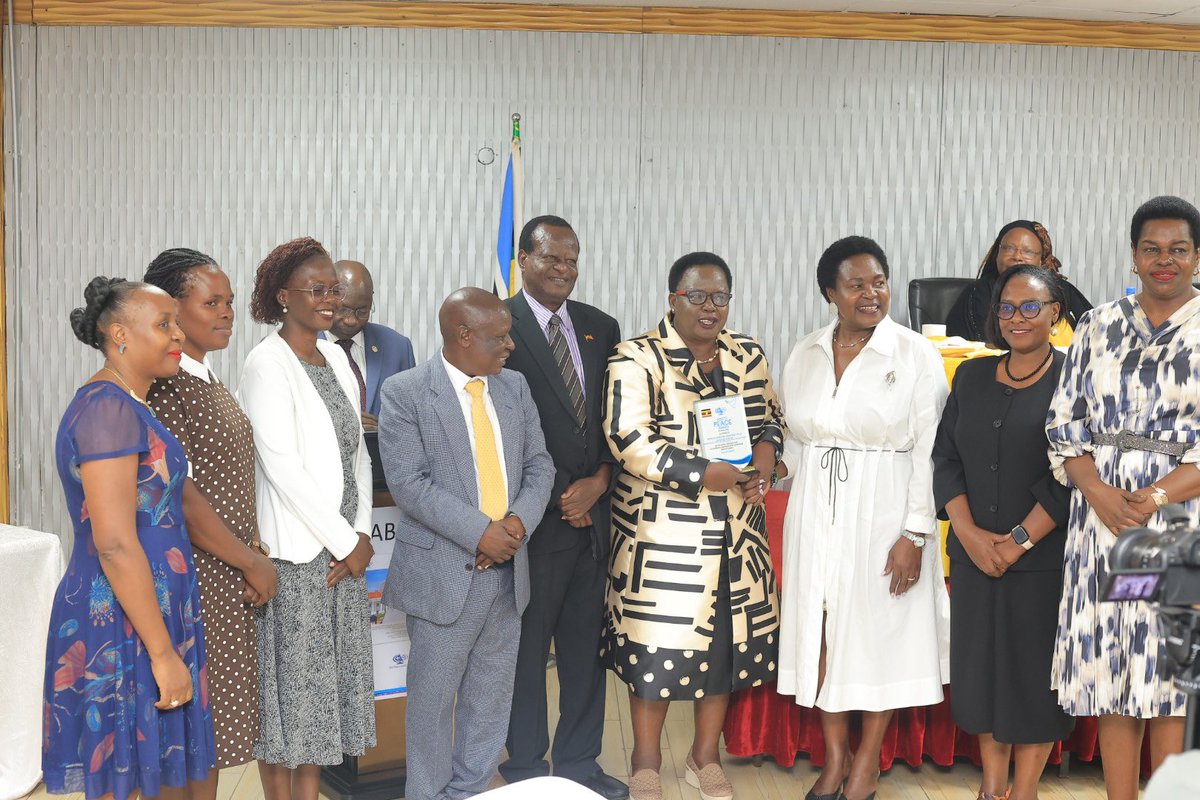 ministry_lands's tweet photo. This morning, Mrs. Dorcas Okalany, PS, @ministry_lands, received the Abeto Africa Peace Award. She was recognised for her leadership in advancing dialogue, mediation, and institutional approaches to resolving land and land-related conflicts across Uganda. https://t.co/1co3aaO0Hd