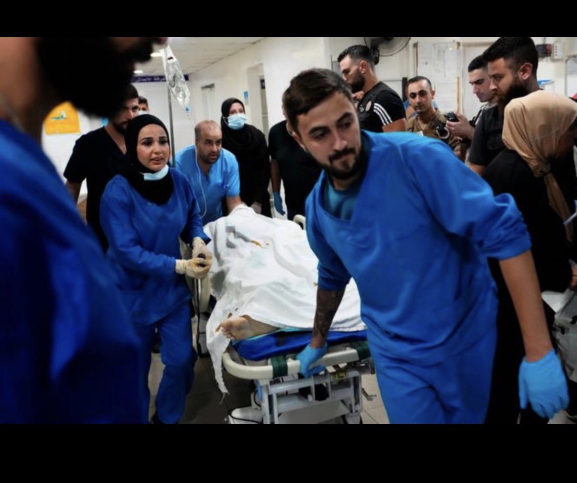 ltannir's tweet photo. Our true heroes, at the height of their honorable resistance to loss of life
#lebanon #emergencyintervention #redcross #aubmc
Photos credit to Dr Firas Abiad https://t.co/fqKzFo0cIx
