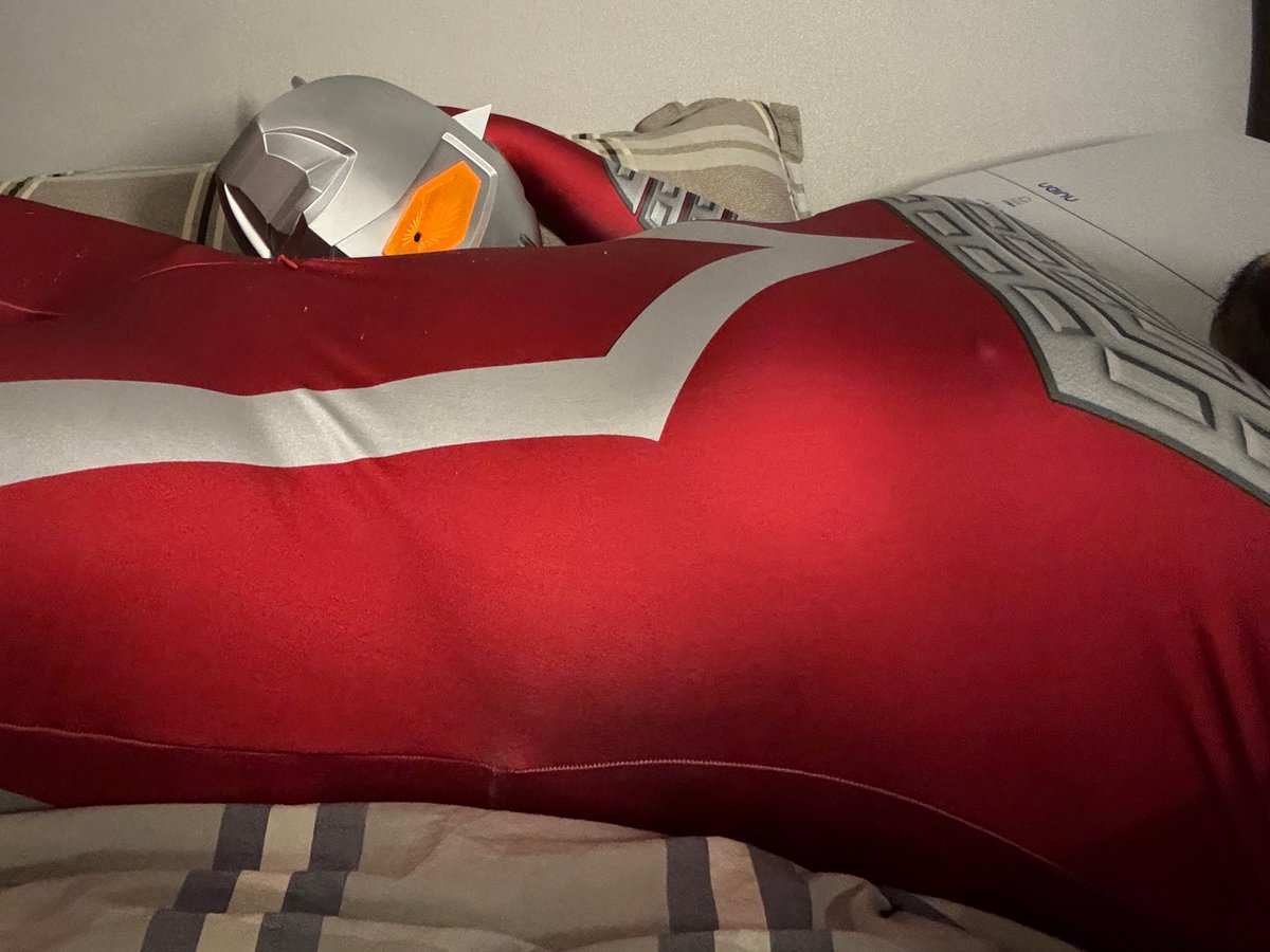 Alb er t tweet media