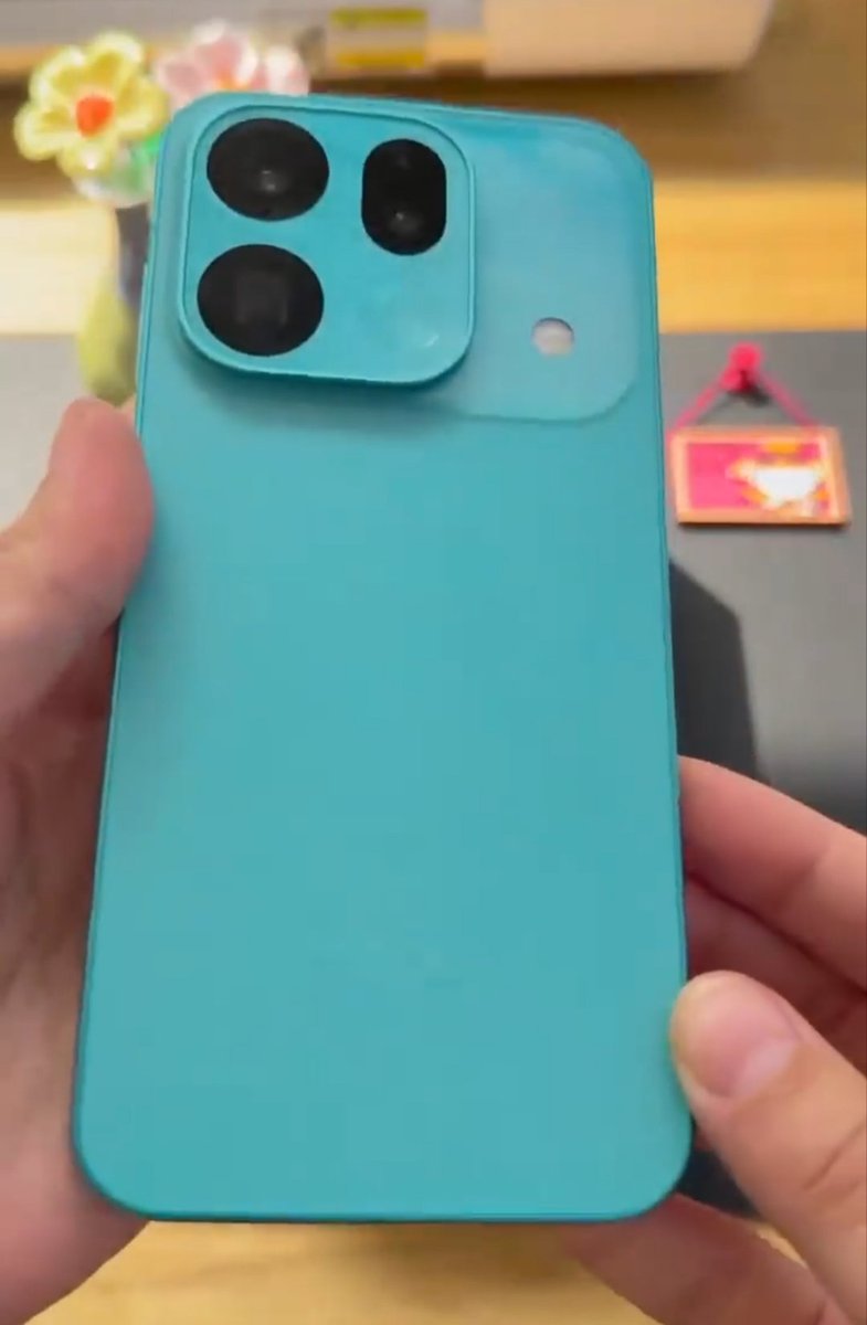 TechHome100's tweet image. OPPO Find X9s Pro
#OPPO #OPPOFindX9sPro 
1/2🧵