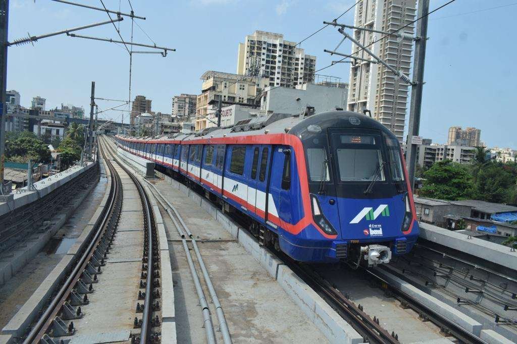RailAnalysis's tweet image. #MumbaiMetro expands its network with the #inauguration of Lines 2B &amp;amp; 9, enhancing urban #connectivity

Read more: railanalysis.in/metro/mumbai-m…

#MMRDA #Line2B #Line9 #Metro #MetroDepot #ChemburMandale #DahisarKashigaon #UrbanMobility #SustainableDevelopment #RailAnalysis