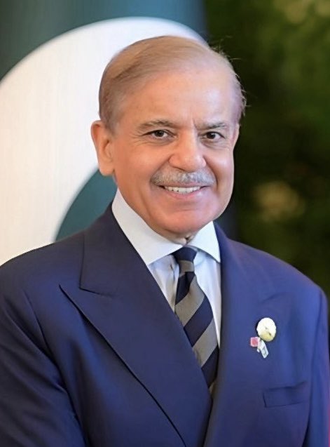 PakistanFauj's tweet image. #Pakistan’s Efforts for Global Peace

“Thank you for the overwhelming support in our peace efforts and messages of appreciation from around the world.”  Prime Minister Muhammad Shehbaz Sharif and Field Marshal Syed Asim Munir #COAS &amp;amp; CDF and the Government of Pakistan 

#ISPR