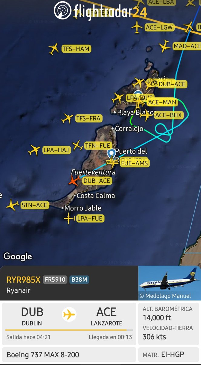 controladores's tweet image. Muchos problemas de viento cruzado y cizalladura en varios aeropuertos de #Canarias. 
Frustradas, esperas y desvíos a aeropuertos alternativos por seguridad. 
#SafetyFirst