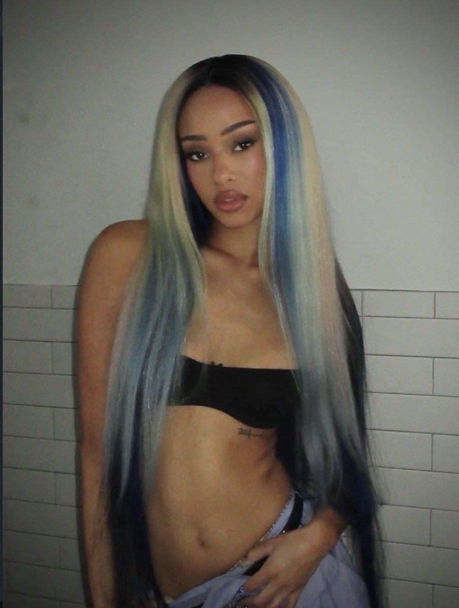 ilovesheep0112's tweet image. No bcs wdym HxG were DEAD SILENT until a day before Coachella?
Will not be tuning in for pinky up or Coachella🙏
#Freemanon #katseyeissix