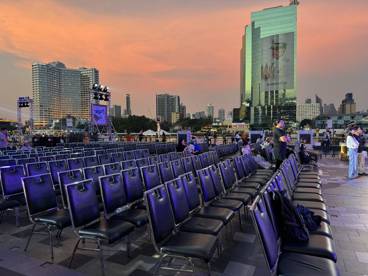 Pin.Jutha 💛 tweet media