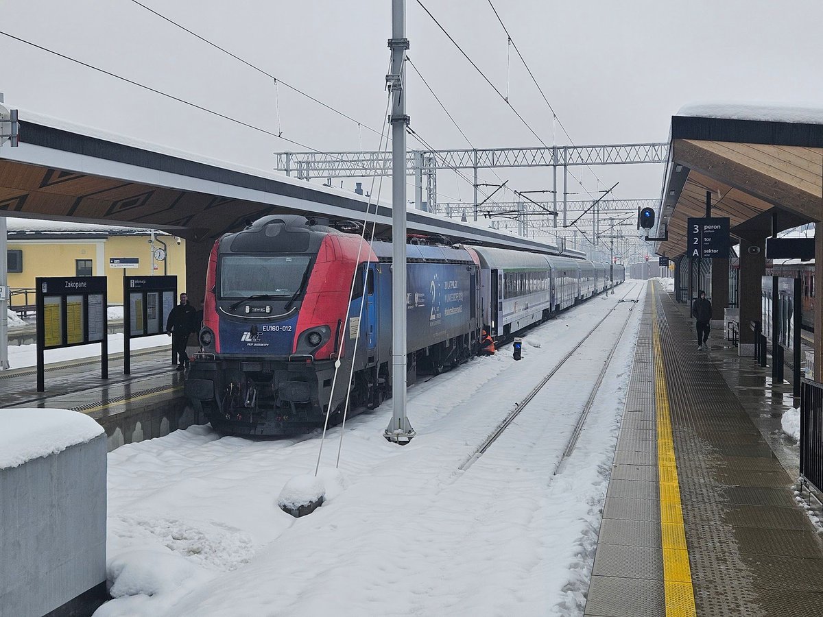 Superalbs tweet media