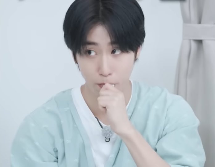 kayra𓂃⭑ tweet media