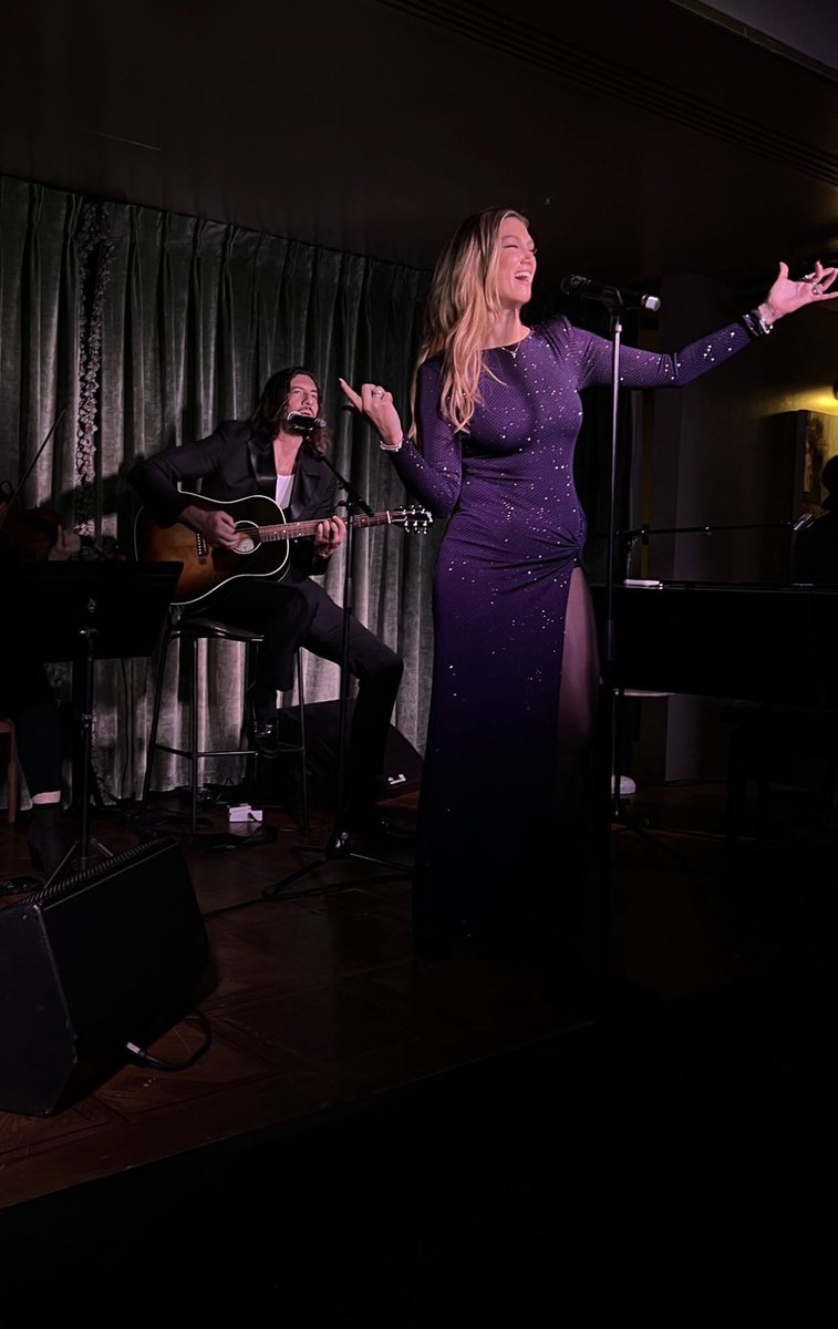 AlistageLtd's tweet photo. 💜 ’An Evening with @DeltaGoodrem’💜

@alistageltd was delighted to collaborate with @AnvilAudio to deliver a seamless stage extension for an intimate &amp; unforgettable evening at @sohohouse London.

#alistageltd #deltagoodrem #sohohouse #uk #london https://t.co/l3OKjy6IZX