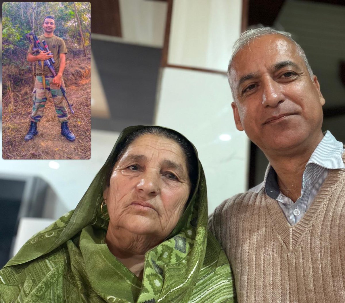 37VManhas's tweet image. The eyes of Smt Ratno Devi says it all. Today she completed eight years sans her only son

RIFLEMAN VINOD SINGH MANHAS
8 JAKLI #IndianArmy

who was immortalized fighting pakis at LOC in Poonch sector of Jammu &amp;amp; Kashmir in 2018. 

#FreedomisnotFree a few pay #CostofWar.