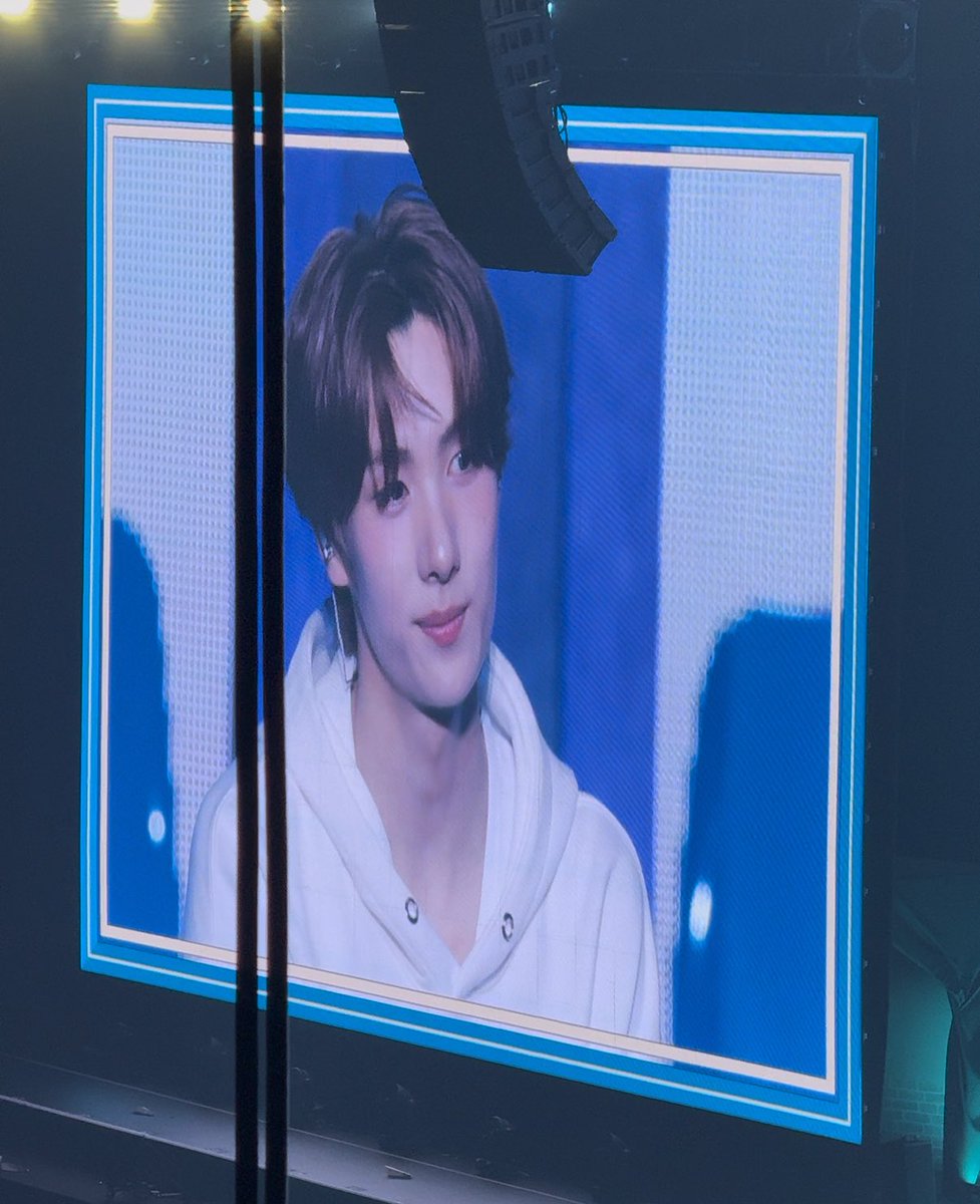 데이... tweet media