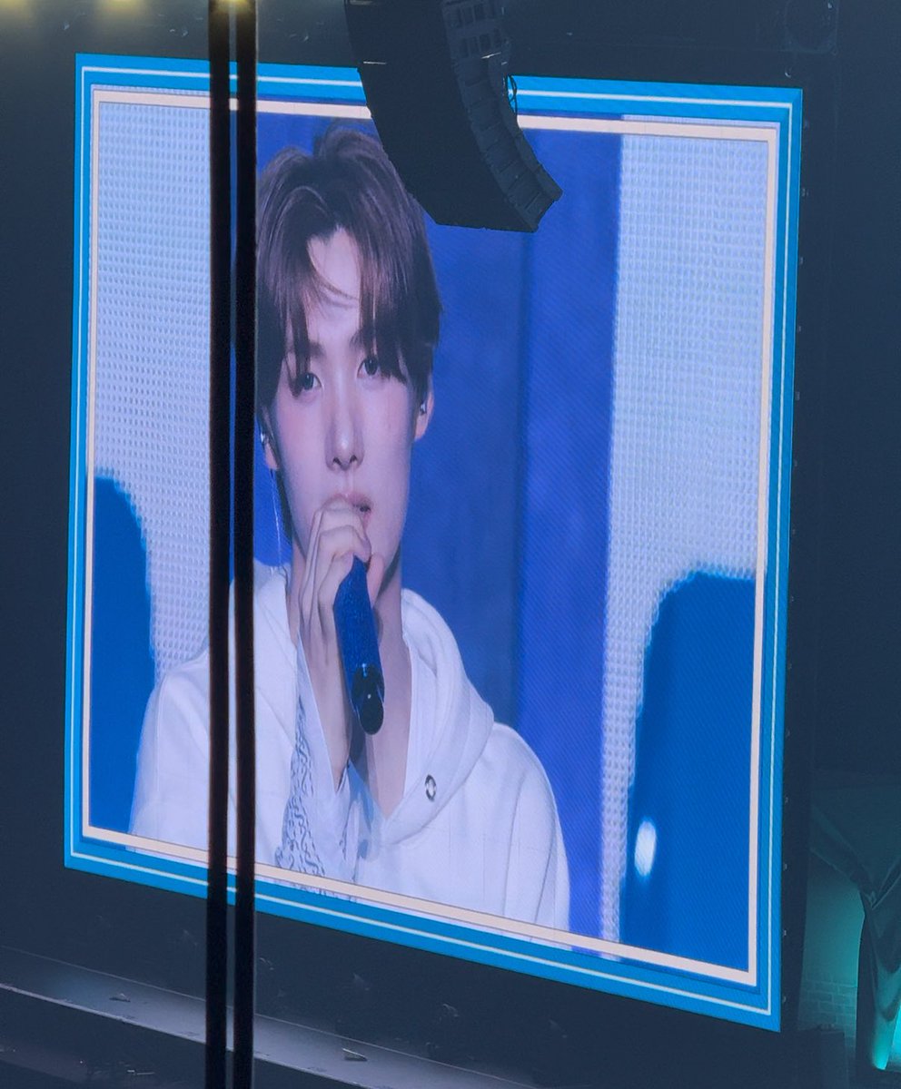 데이... tweet media