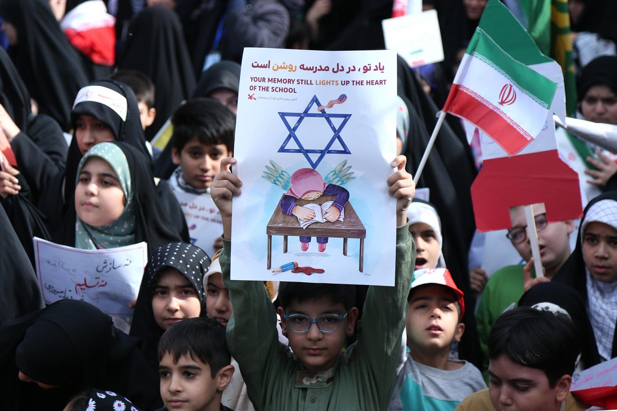 XHNews's tweet image. Latest on #MiddleEast tensions:
- Over 3,000 Iranians killed during war: medical body
- #Spain to reopen #Tehran embassy after ceasefire
- FMs of #SaudiArabia, #Iran discuss easing regional tensions in phone call
- #Israeli strikes on Lebanon "intolerable": #French FM
- #Pakistan