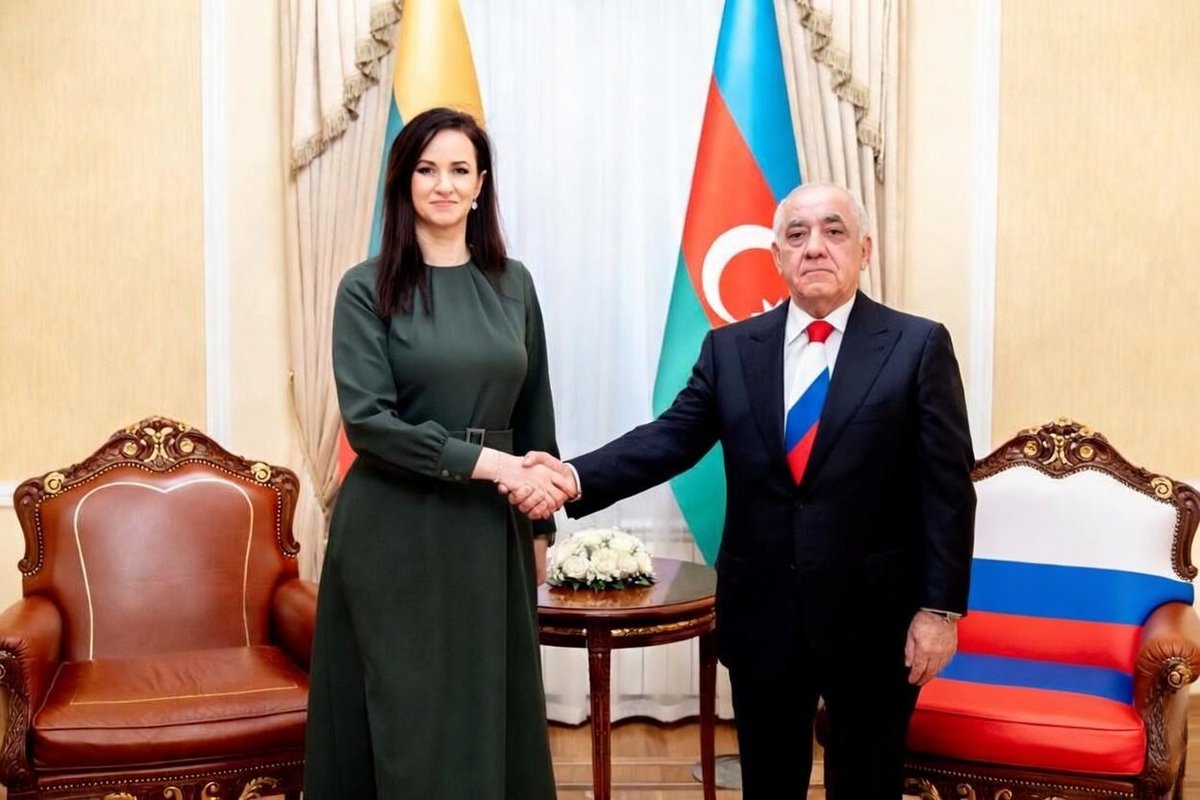 Emin Bred tweet media