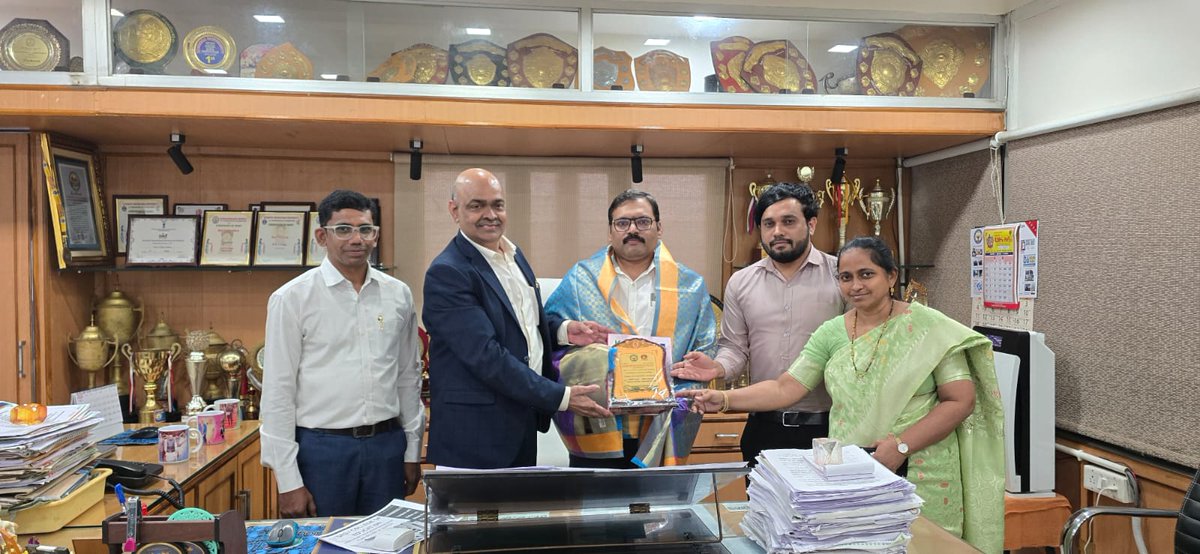 acic_kl's tweet photo. Inspiring the next generation of entrepreneurs.

Mr. Ramankanth Vallabhaneni CEO of ACIC – KL Startups Foundation hosted a session on “Startup Legal &amp; Ethical Steps” at KBN College, Vijayawada (April 9, 2026).

#ACICKL #StartupIndia #Entrepreneurship #Innovation https://t.co/lPaN34fJoO