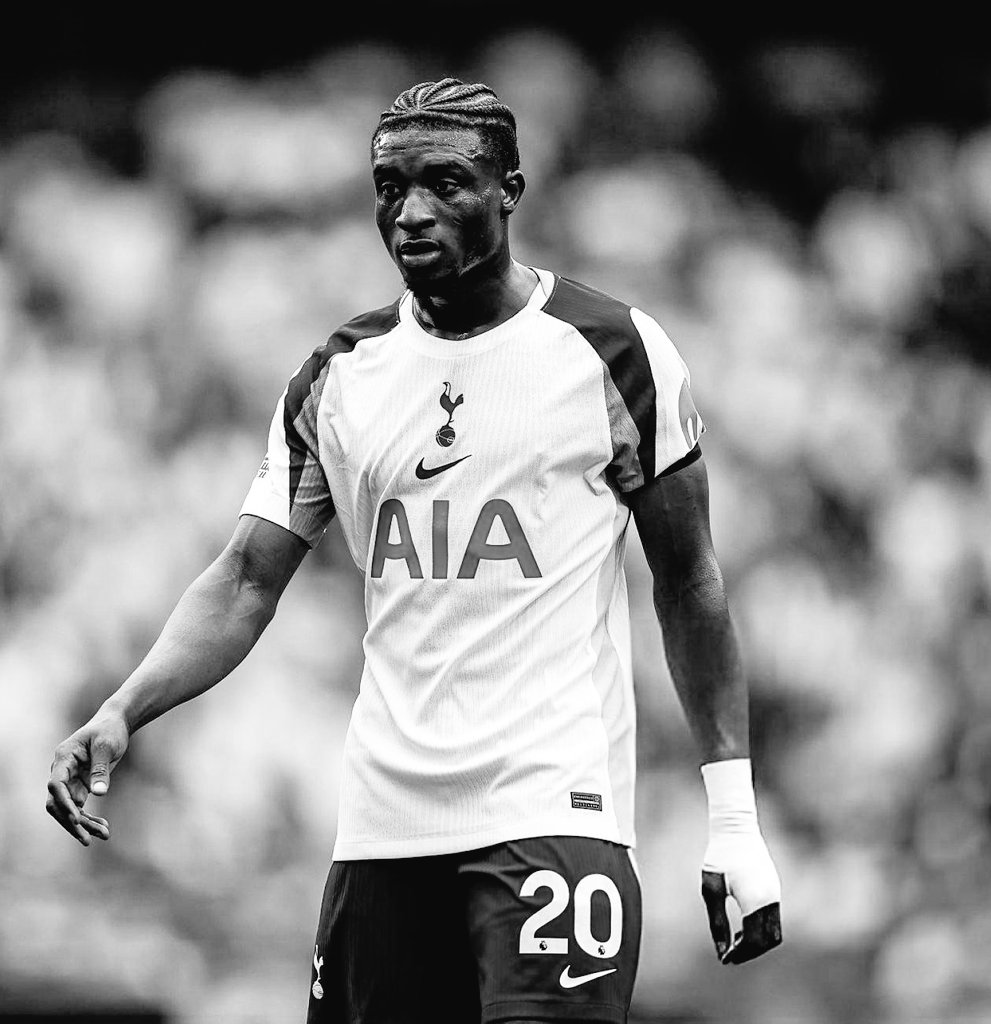 شبكة توتنهام tweet media