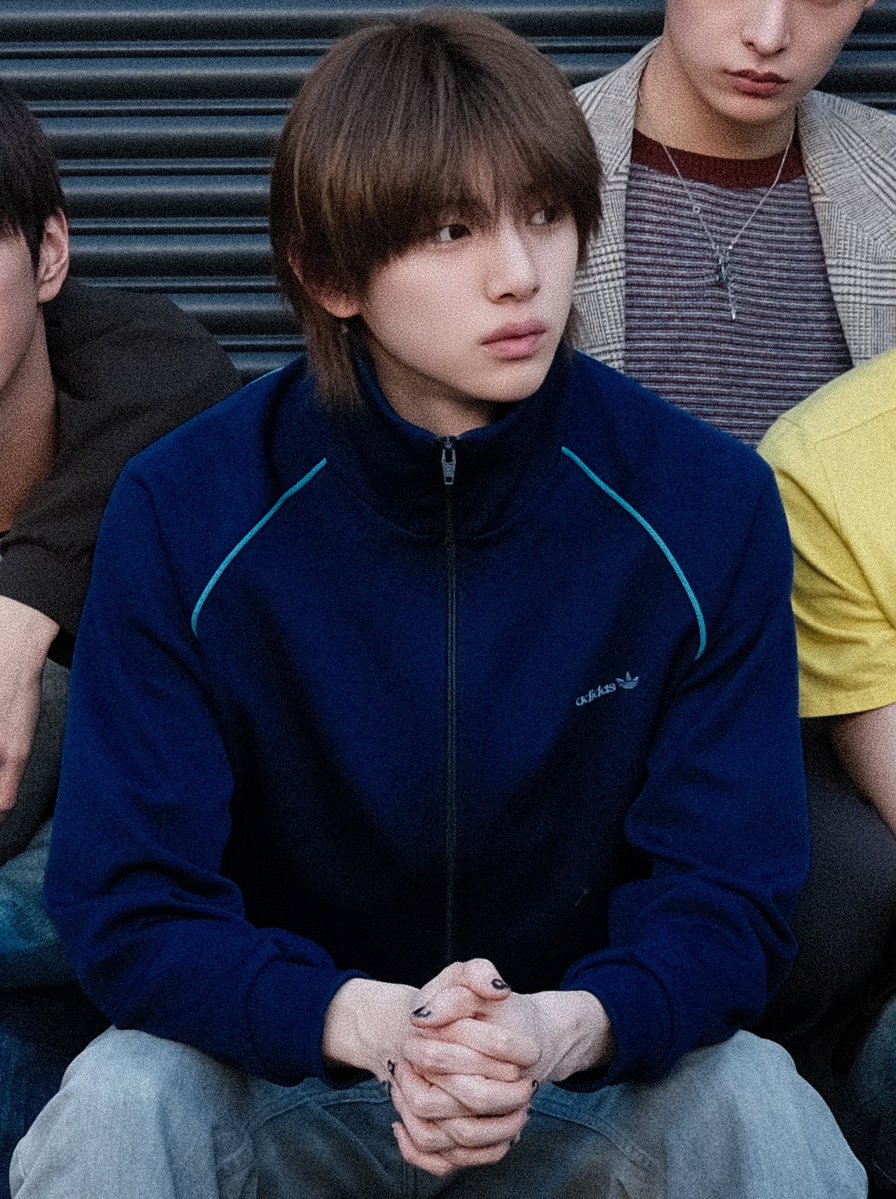 뮤나낭 tweet media