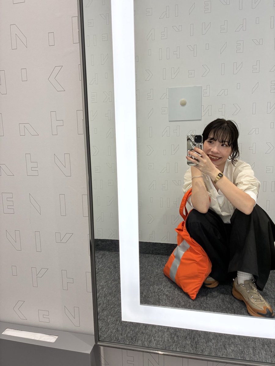 izumiさん IZUMI | ⁡ 満たされた〜〜〜と心から感じた瞬間。 花々が生き生きし