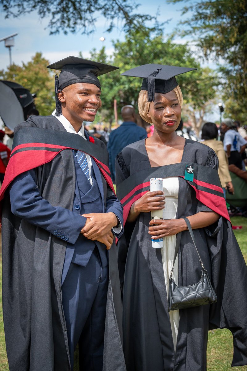 Official_TUT's tweet image. Hey TUT Fam

Round two and the energy is still unmatched. We are now in the second session of the Faculty of Humanities graduations and as the saying goes, if it’s nice do it twice.

#ThePeoplesUniversity #FromGood2Great #Classof2026