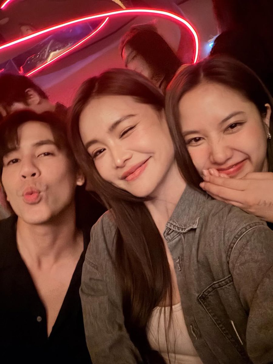 Jisoo&Engfa tweet media