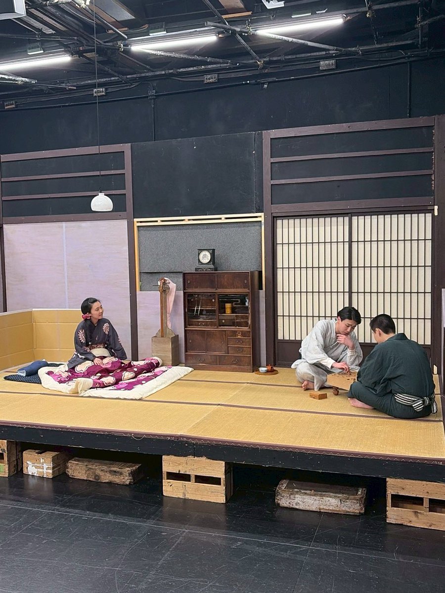 文学座附属演劇研究所研修科 tweet media