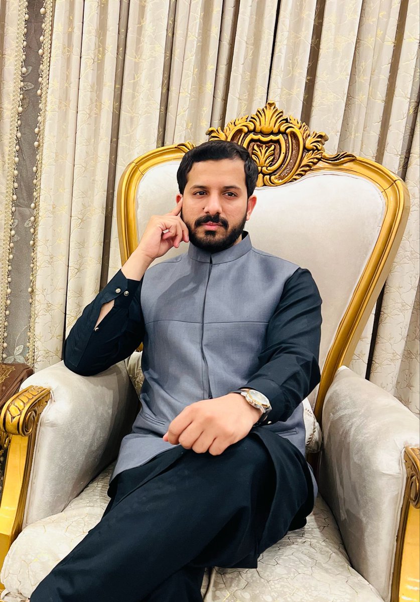 ChBalajBhatti's tweet photo. اب تیرے زکر پہ ھم بات بدل  دیتے  ہیں
کتنی رغبت تھی تیرے نام سے پہلے پہلے https://t.co/gN149td4G3