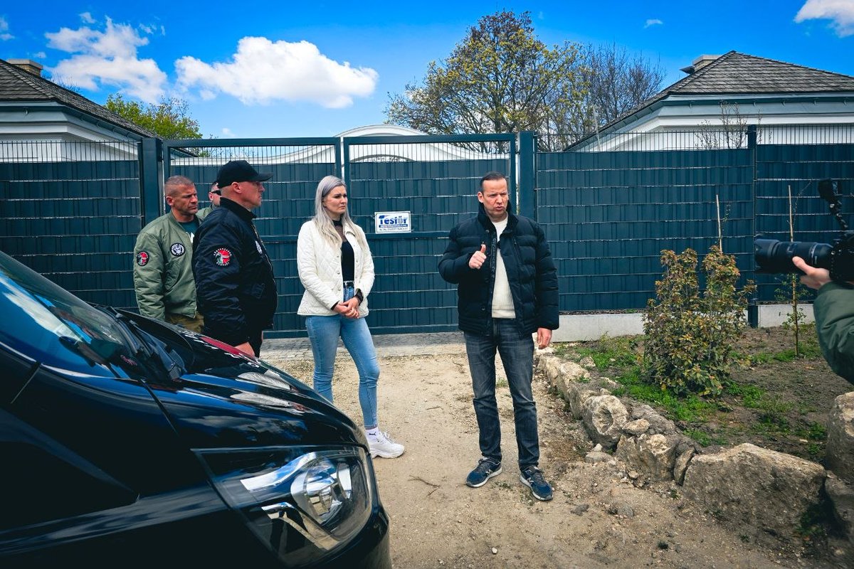 Toroczkai László tweet media