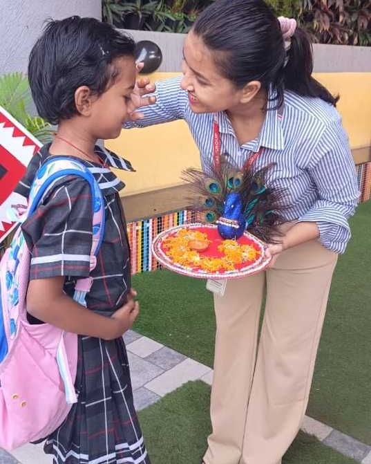 odmpublicschool's tweet image. A joyful start to the new academic session!
The campus of ODM Educational Group buzzed with smiles, excitement &amp;amp; fresh energy as students stepped into a new journey of learning &amp;amp; growth 🎉
#FirstDayOfSchool #NewBeginnings #GrowWithODM