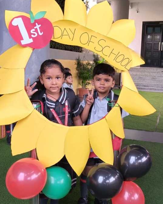 odmpublicschool's tweet image. A joyful start to the new academic session!
The campus of ODM Educational Group buzzed with smiles, excitement &amp;amp; fresh energy as students stepped into a new journey of learning &amp;amp; growth 🎉
#FirstDayOfSchool #NewBeginnings #GrowWithODM