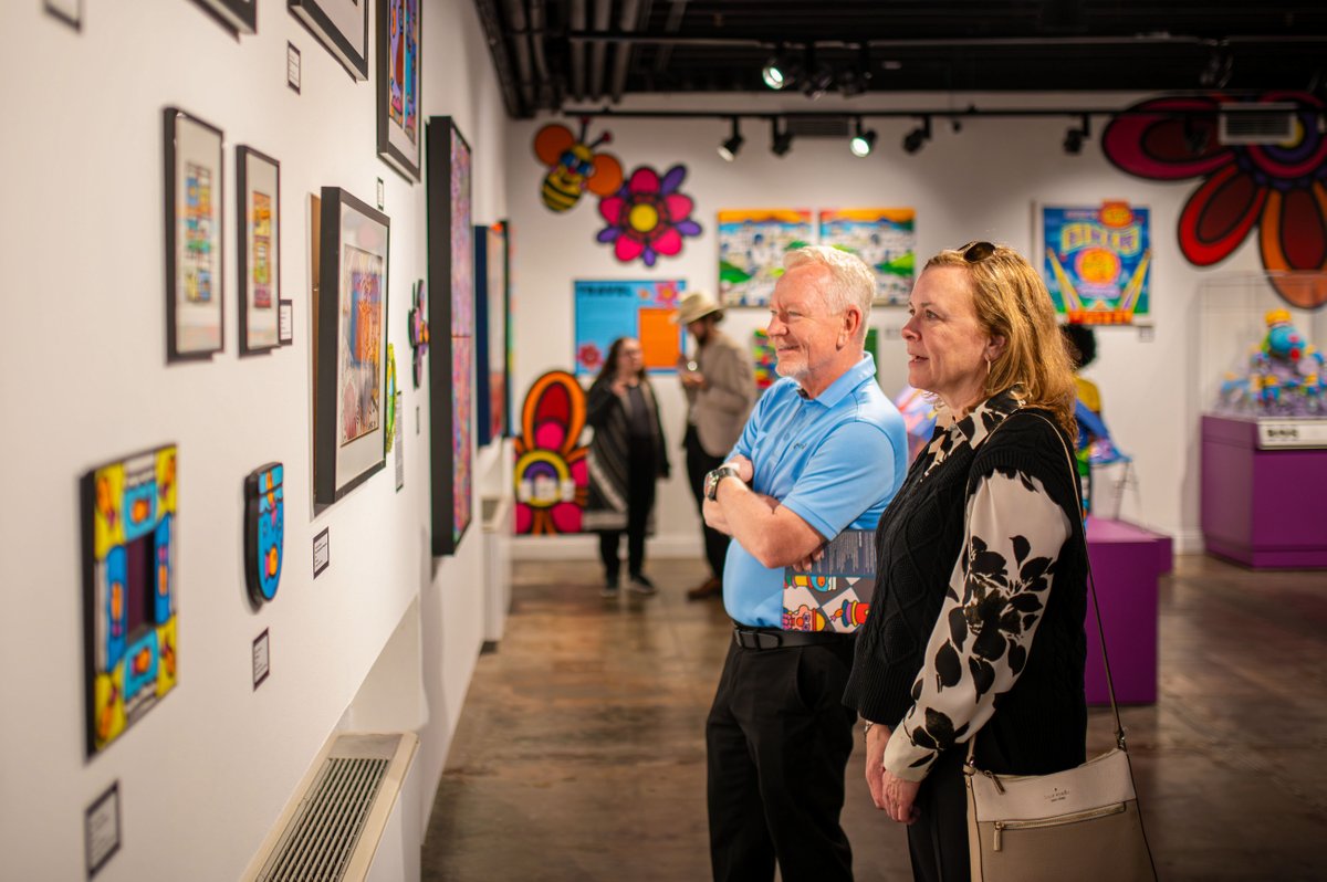 WorldChessHOF's tweet image. What a blast at the closing of "Charles Houska: Master of Play"! 🎉 

This exhibit may be over (but the fun isn’t)! Come check out "Game Plan: The Strategy of Chess &amp;amp; Sports" opening May 7th! ♟️🏀

#worldchesshof #charleshouska #stlevents