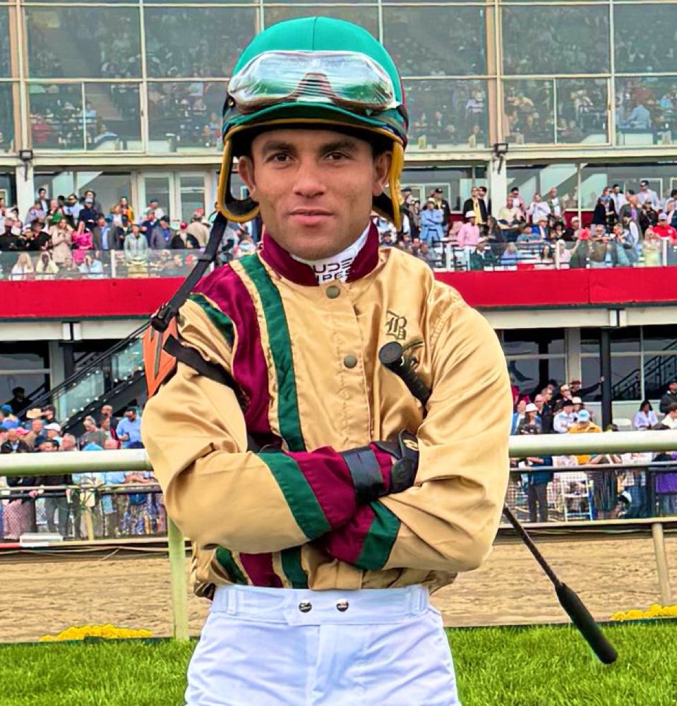 The Staggie Man tweet media