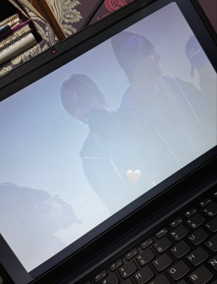 kabehoon's tweet photo. onting smoke pa, kita ko pa sila e https://t.co/FUh4DYdy6n