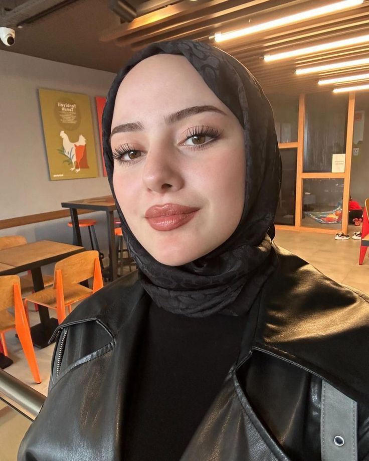 Türbanlı Paylaşımlar tweet media