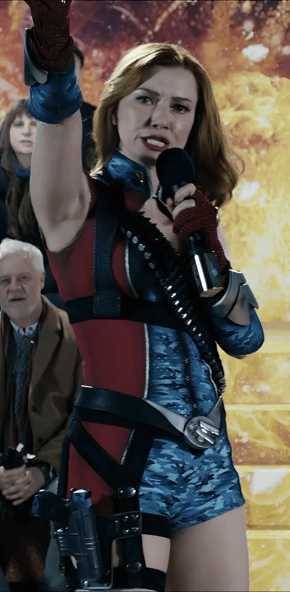 CELEBRITIES ARMPITS tweet media