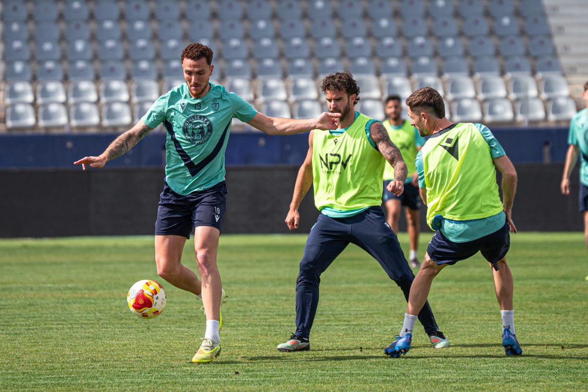 RealJaenCF's tweet image. ⚡️ Con las pilas cargadas y la mirada puesta en el objetivo

#RealJaén #Entrenamiento #Seguimos