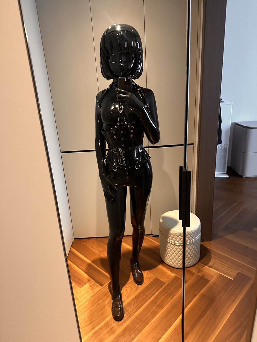 gugukiger's tweet photo. 萌新kig玩家，目前有小黑、流萤（等头中），期待大家扩列！
前账号@kigergugu 意外冻结
防失联&amp;扩列QQ：3896285419 https://t.co/8G3sJF6X13