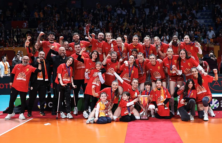 femsportnet's tweet photo. Galatasaray CEV Kupası Şampiyonu!

https://t.co/8xZWK8Rka2 https://t.co/BfuXUbNR5z