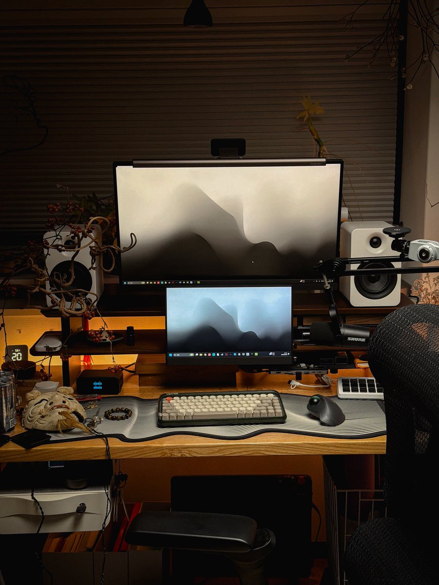 翁（おきな） tweet media