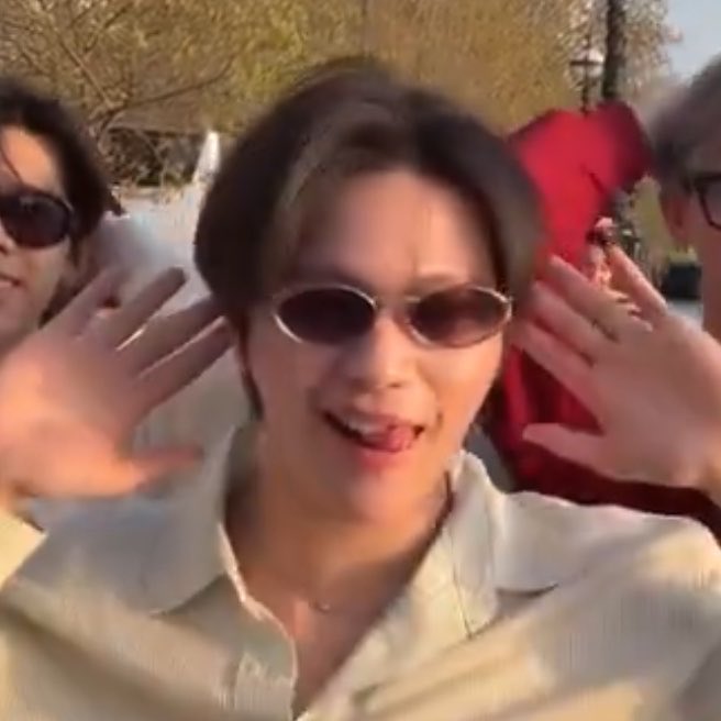 xim 𑣲 live for lyknest! tweet media