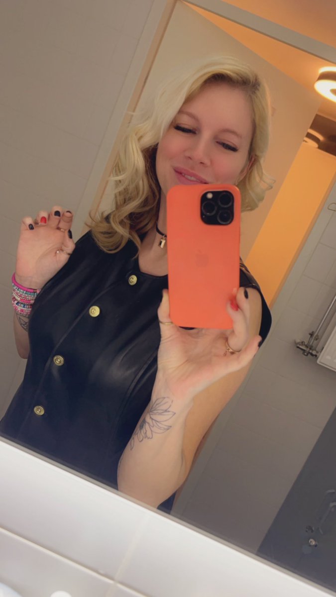 Cynthia Blogmama tweet media