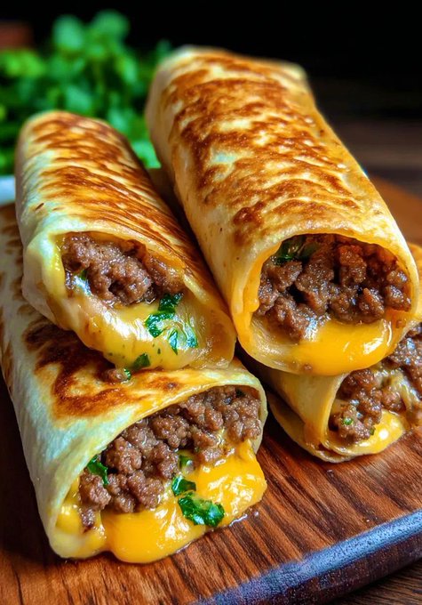 Cheesy Beef Tortilla Wraps 🌯